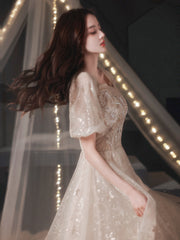 Champagne evening dress banquet temperament spring petite French dress usually can wear mid-length dress