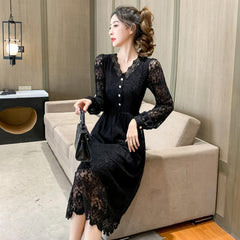 فستان 2023 دانتيل أنيق وحلو فرنسي للشارع سترة نسائية لطيفة وجذابة بأكمام طويلة ورقبة على شكل حرف v ريترو 4*24