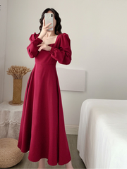 Women's Fashion Dress 2023 Chinese New Year Long-sleeved Dress Temperament Square Collar Over-the-Knee Long Hepburn Style Little Black Dress 4y18