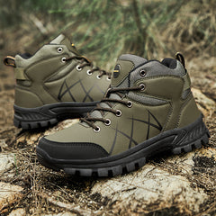 High top outdoor hiking shoes in autumn and winter Men's waterproof, anti-skid and wear-resistant hiking shoes