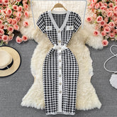 2023 Summer Temperament Elegant V-neck Chic Single Breasted Houndstooth Knit Package Hip Dress Short Sleeves