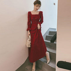 Toast clothing bride 2022 new red temperament can usually wear a small engagement return evening dress skirt