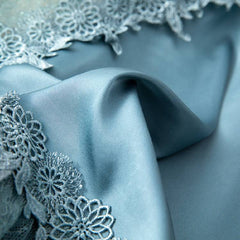 ثوب نوم مثير بدون ظهر دانتيل خارج ثوب النوم الصيفي للنساء من الساتان قميص نوم بدون أكمام بحزام فستان نوم منزلي