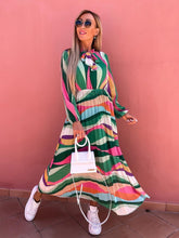 فستان طويل مطبوع بأكمام طويلة على الطراز الأوروبي والأمريكي للسيدات لصيف 2022