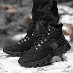 Large size men's shoes, two cotton shoes, men's winter plus velvet, warmth and thickening, sports and leisure labor insurance shoes, men's snow boots, winter shoes, outdoor hiking shoes