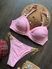 ملابس سباحة مرصعة بالألماس والكريستال بلون سادة مجمعة