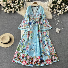 فستان بوهيمي عرقي مطبوع برقبة على شكل حرف V وأكمام جرس ومزاج أنيق