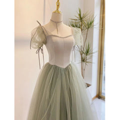 Hot selling new evening dress light luxury niche French high-end birthday dress host small dress female autumn graduation