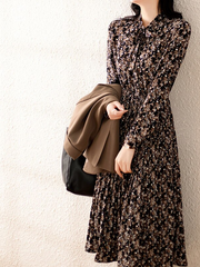 Chiffon floral dress women's autumn dress 2022 new style waist show slim temperament vintage light cooked wind pleated long skirt