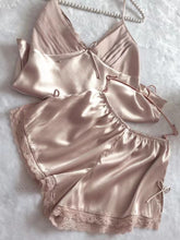 Beautiful back French suspender pajamas for women summer thin sweet bow vest shorts end home wear set