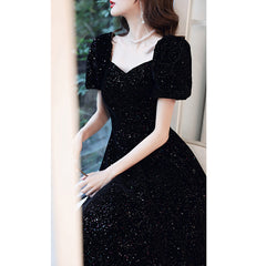 تنورة فستان سهرة سوداء بطراز جديد الأكثر مبيعًا 2022 صيف جديد مزاجه فرنسي مقطع طويل مأدبة المشاهير الفاخرة للمرأة