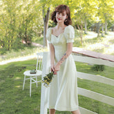 2022 تنورة فرنسية كلاسيكية للسفر والتصوير الفوتوغرافي بسيطة وخفيفة للخروج فستان زفاف خفيف يوميًا فستان تسجيل شهادة شخص صغير في الخريف