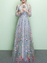 Ladies Long Round Neck Embroidered Flowers Banquet Evening Dress Fashion Party Dress Long Sleeve Dress