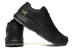 Low Top Black AERIOS FL MID GORE-TEX Covered Waterproof Men's Hiking Sneaker