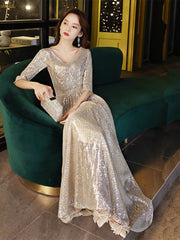 Dress skirt female 2023 new team performance temperament host golden high-end banquet costume