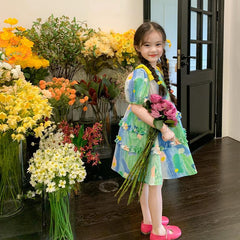 فستان بناتي جديد بنمط الرسم الزيتي الرعوي فستان صيفي جديد للفتيات متدرج اللون تنورة قصيرة الأكمام للأطفال