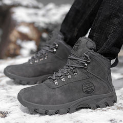 Large size men's shoes, two cotton shoes, men's winter plus velvet, warmth and thickening, sports and leisure labor insurance shoes, men's snow boots, winter shoes, outdoor hiking shoes