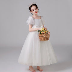 Children's catwalk dress 2023 spring new white host fluffy gauze skirt girls piano performance costume