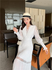 Light luxury celebrity temperament high-end slim waist dress women's fashion sexy lace stitching V-neck a-line small dress