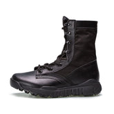 Man outdoors Lightweight Boots