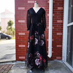 Ladies V-neck Long Three-quarter Sleeve Printed Banquet Dress LX029