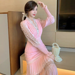 فستان Wavsiyier أنيق بوهيمي فاخر للنساء للحفلات ميدي بأكمام طويلة لربيع 2022 خط دانتيل مطرز شاهق