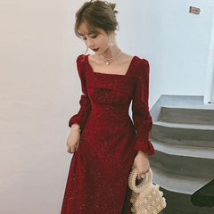 Toast clothing bride 2022 new red temperament can usually wear a small engagement return evening dress skirt