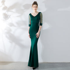 عرض ساخن فستان نخب العروس الجديد موضة مأدبة أحمر مثير تنورة حورية البحر النحيفة فستان سهرة الزفاف للنساء