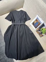 P family 2023 spring and summer new fashion slim belt dress