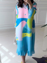 Geometric Print Bell Sleeve Pressed Dress