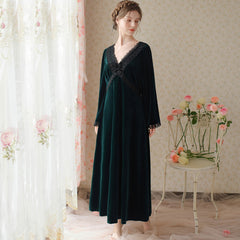 New Women gold velvet pajamas Homewear Romantic Nightgown Winter Retro Court Style Long Night Dress Victorian Vintage Sleepwear Robe