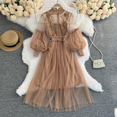 Heavy industry three-dimensional flower mesh temperament stand-up collar lantern sleeve high waist thin suspender two-piece suit dress 5.18