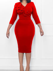 فستان نسائي أنيق مزين بتنورة الورك مطرزة بحزام