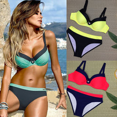 New European and American sexy female split steel support gathered solid color buttoned swimwear manufacturers wholesale