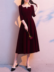 فستان حفلات أعياد الميلاد من المخمل متوسط الطول للسيدات LX427