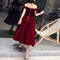Ladies One-Shoulder Mid-Length Velvet Party Evening Dress.