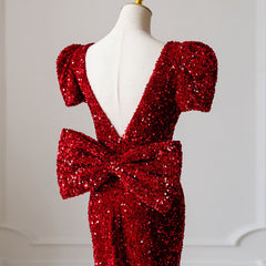 Best-selling new toast dress bride trailing 2023 new winter red fishtail leaky back sequins banquet host evening dress female