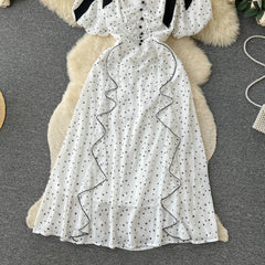 Summer new design sense fashion square collar puff sleeves pleats waist ruffled skirt wave point dress