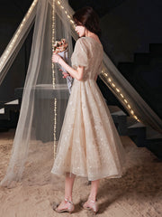 Champagne evening dress banquet temperament spring petite French dress usually can wear mid-length dress