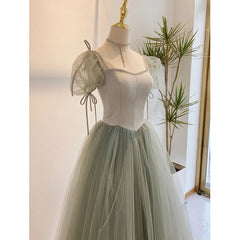 Hot selling new evening dress light luxury niche French high-end birthday dress host small dress female autumn graduation