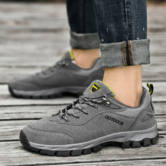 Spring outdoor hiking shoes men's Korean breathable non-slip soft bottom running travel shoes casual sports men's shoes