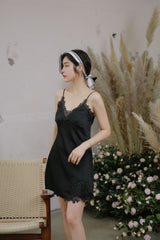 Nightdress female summer thin section ice silk sexy woman suspender pajamas summer silk home service summer belt chest pad