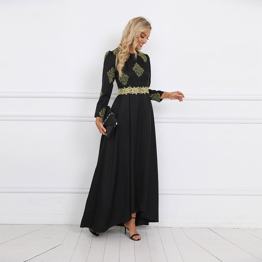 Fashionable and elegant Muslim women's embroidered long dress