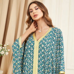 Jalabiya with batwing sleeves | Loose and comfortable fit | Printed with gold foil accents