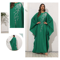 Elegant loose-fitting chiffon dress with embroidered batwing sleeves and a round neckline