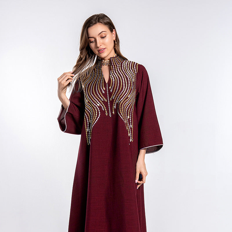 Jalabiya Experience the elegance and fashion-forward style of the loose-fitting jalabiya adorned with exquisite embroidery