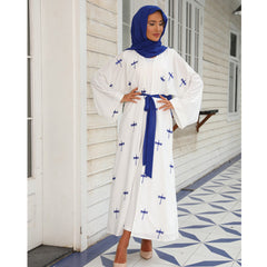 Elegant Muslim women's fashionable embroidered long robe