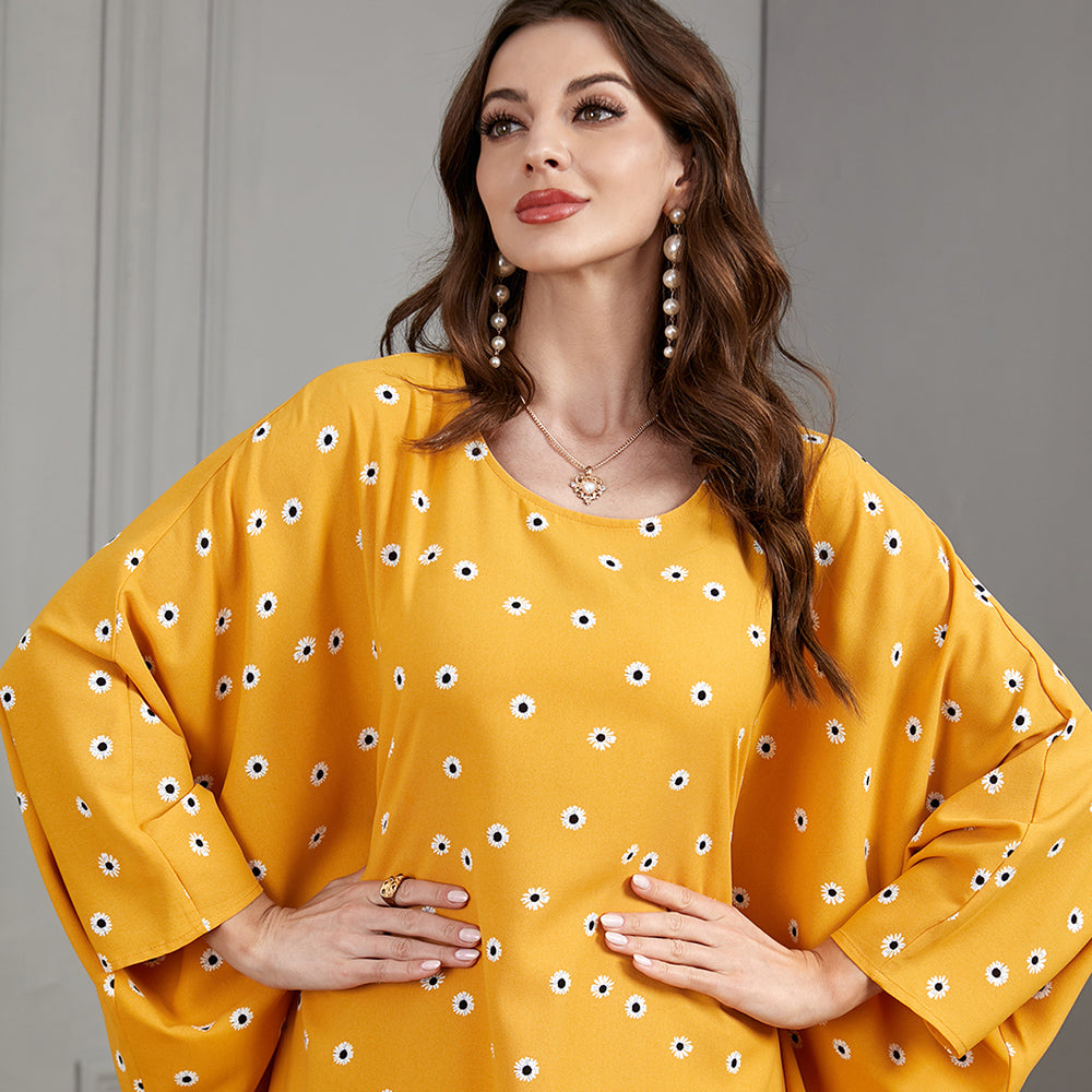 Jalabiya Relaxed jalabiya with batwing sleeves | Simple yet stylish | Featuring charming daisy floral print