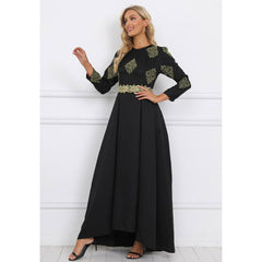 Fashionable and elegant Muslim women's embroidered long dress