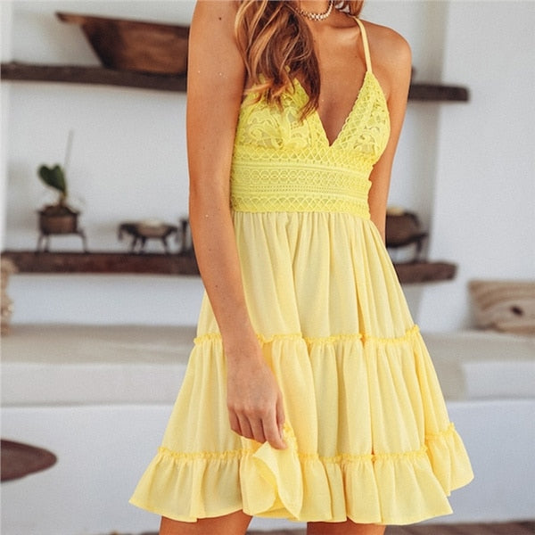 بوهو الدانتيل فستان قصير المرأة الصيف مثير الخامس الرقبة الكروشيه السباغيتي حزام عارية الذراعين ضمادة فستان قصير الإناث فساتين الشاطئ الصلبة 